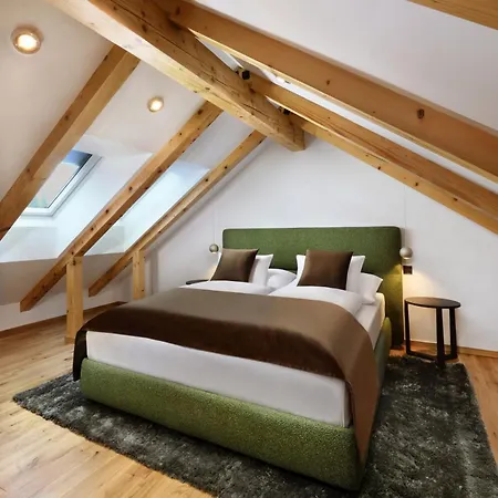 Kuszmannov Bazár Apartman