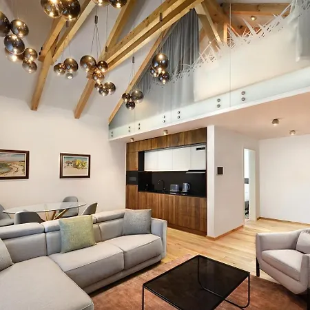 Kuszmannov Bazár Apartman *