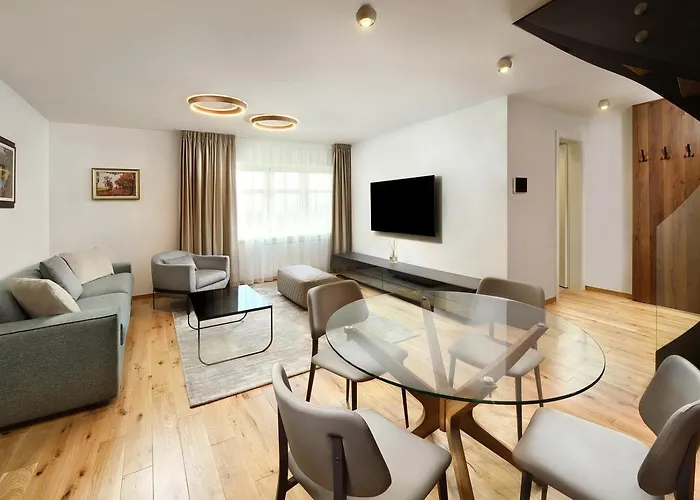 Kuszmannov Bazár Apartman *